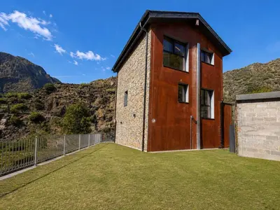 Chalet · 3 hab · 180 m², Sant Julià de Lòria