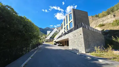 Chalet · 4 hab · 429 m², La Massana