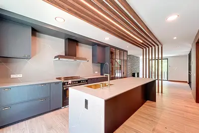 House · 4 bed · 605 m², La Massana