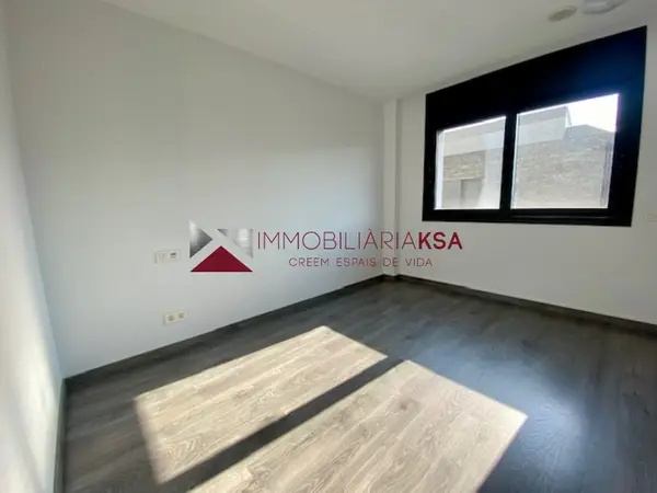 Apartament · 4 hab. · 180 m² en La Massana, anunciado por Immobiliaria Ksa a 1.650.000 €