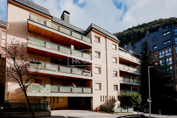 Flat · 2 bed · 75 m² en Encamp, anunciado por Martin Houses a 375,000 €