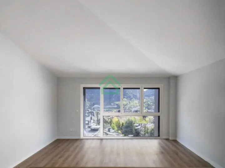 Piso de 3 habitaciones en Encamp, foto 3 de 7