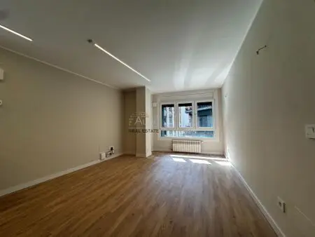 Pis de 3 habitacions a Andorra la Vella, foto 3 de 27