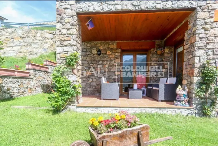 Xalet de 5 habitacions a Canillo, foto 3 de 14