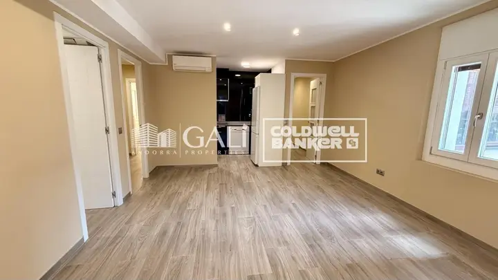 Piso de 2 habitaciones en Andorra la Vella, foto 4 de 14