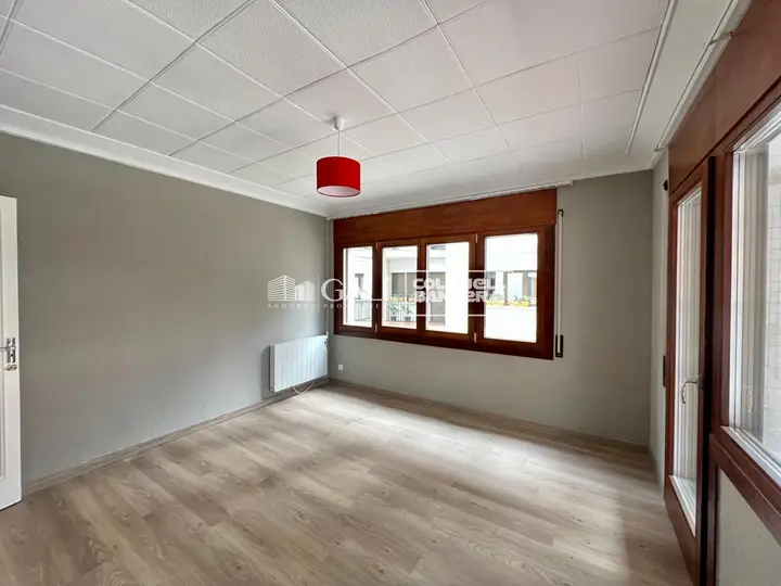 Piso de 4 habitaciones en Andorra la Vella, foto 4 de 14