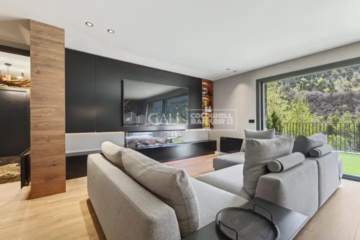 Piso de 5 habitaciones en Canillo, foto 4 de 14