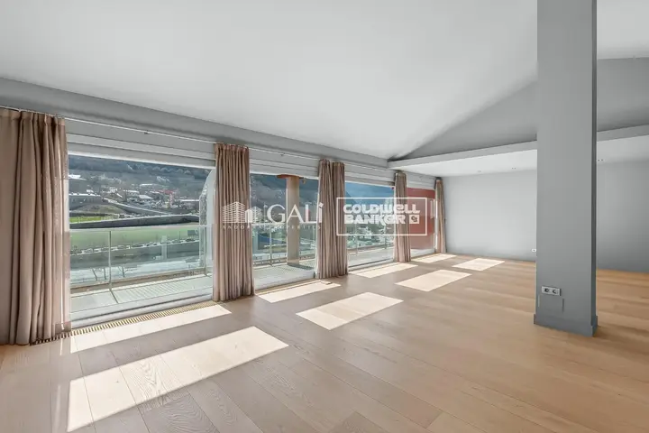 Apartamento de 4 habitaciones en Andorra la Vella, foto 4 de 14