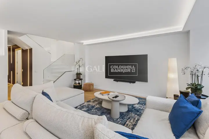 Apartamento de 5 habitaciones en Andorra la Vella, foto 2 de 14
