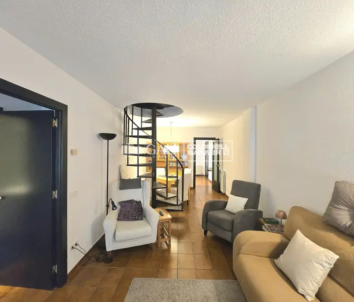 Apartamento de 4 habitaciones en Andorra la Vella, foto 2 de 14