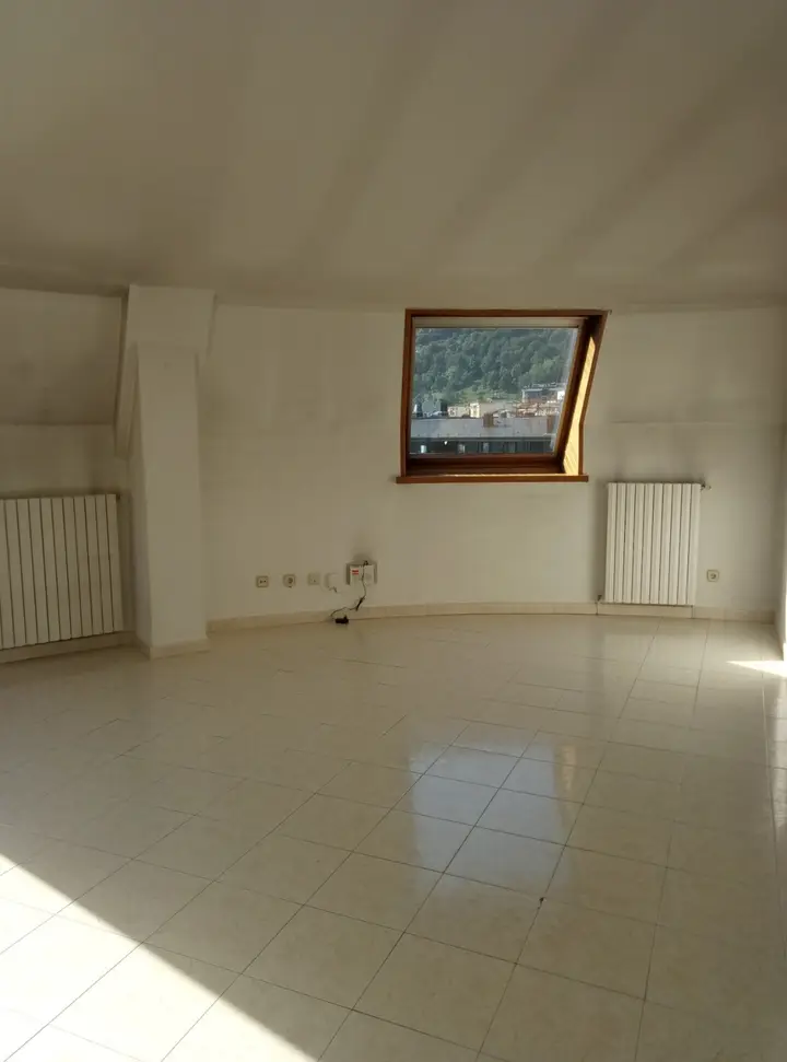 Piso de 3 habitaciones en Escaldes-Engordany, foto 3 de 14