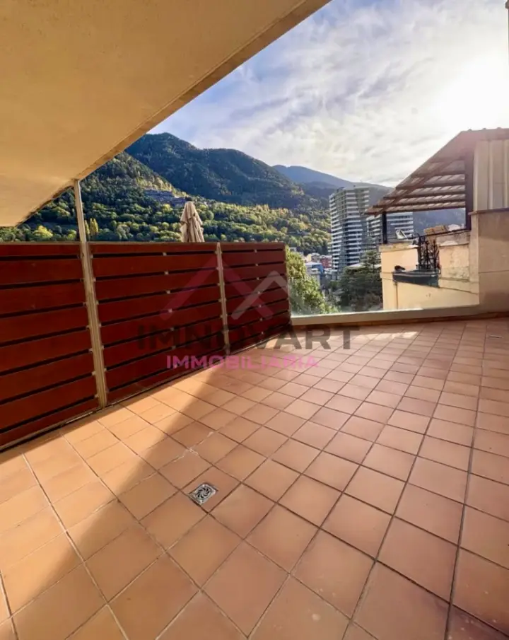 Appartement de 3 chambres à Escaldes-Engordany, photo 3 sur 25