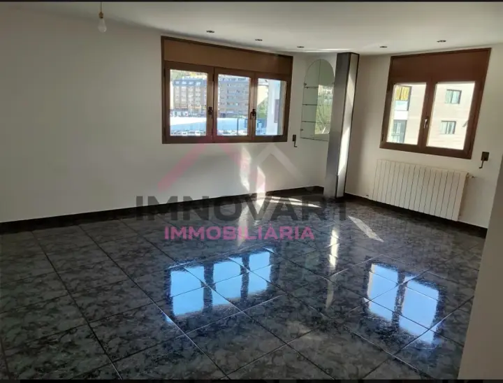 Pis de 2 habitacions a Andorra la Vella, foto 3 de 29