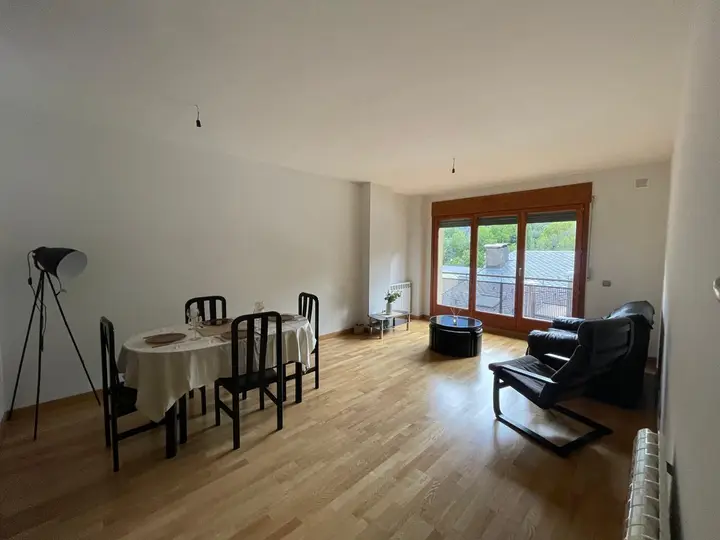 Piso de 1 habitación en Escaldes-Engordany, foto 2 de 7