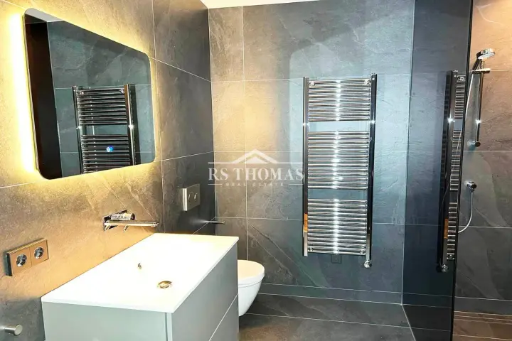 Piso de 2 habitaciones en Andorra la Vella, foto 2 de 36