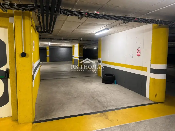 Parking in Encamp, photo 3 of 3