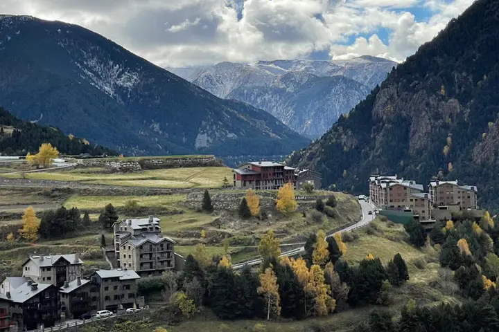 Terreno en Canillo, foto 2 de 5