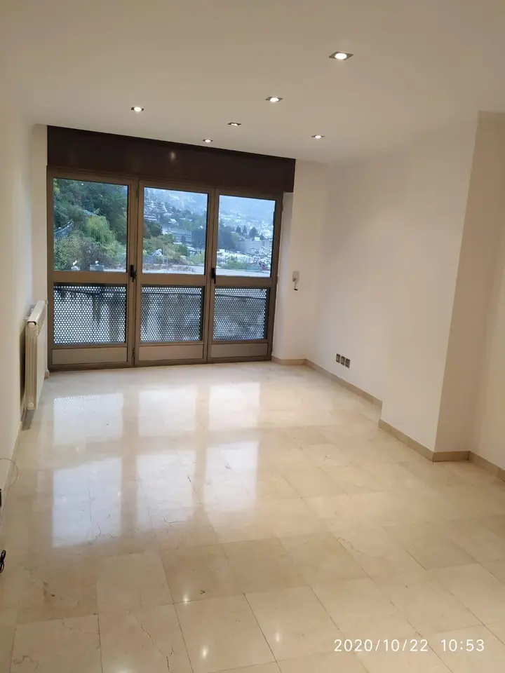 Pis de 3 habitacions a Andorra la Vella, foto 2 de 29