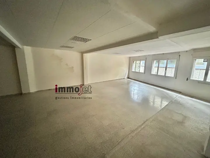 Local de 2 habitaciones en Escaldes-Engordany, foto 4 de 6