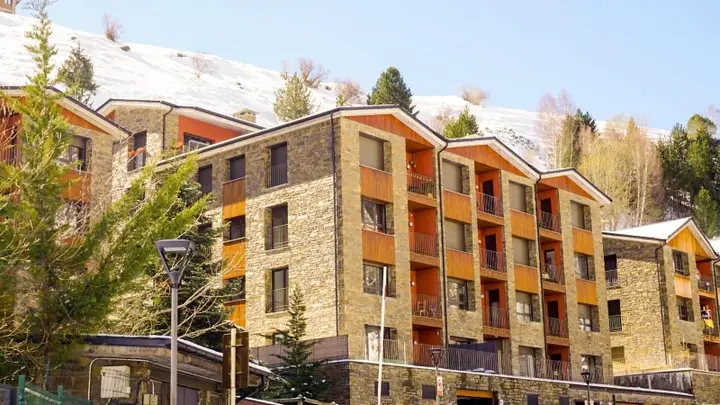 Piso de 2 habitaciones en Canillo, foto 2 de 10