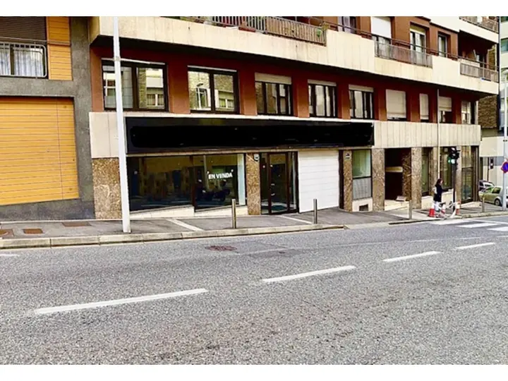 Local commercial à Escaldes-Engordany, photo 4 sur 5