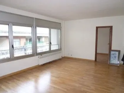 Appartement de 3 chambres à Andorra la Vella, photo 2 sur 13